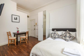 Lovely Studio with park view in Camden Kings Cross Zone1